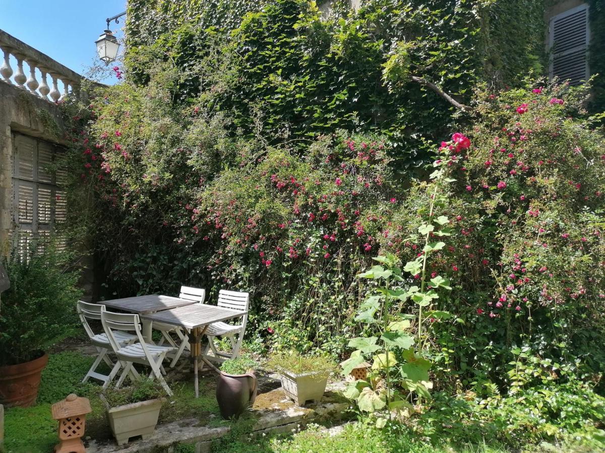 Jardin Et Hotel Particulier Bayeux Luaran gambar